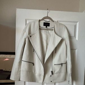 Bone color oversized heavy cotton Moto jacket with zipper details. Lined.